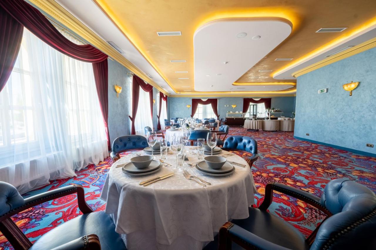 Imperial Casino Strazny Hotel 外观 照片