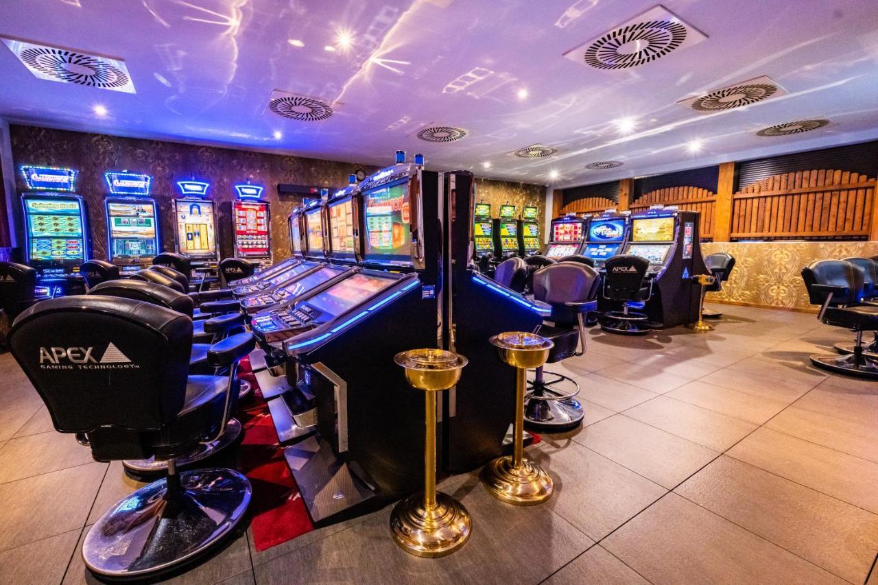 Imperial Casino Strazny Hotel 外观 照片