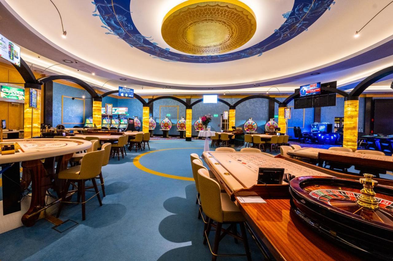 Imperial Casino Strazny Hotel 外观 照片